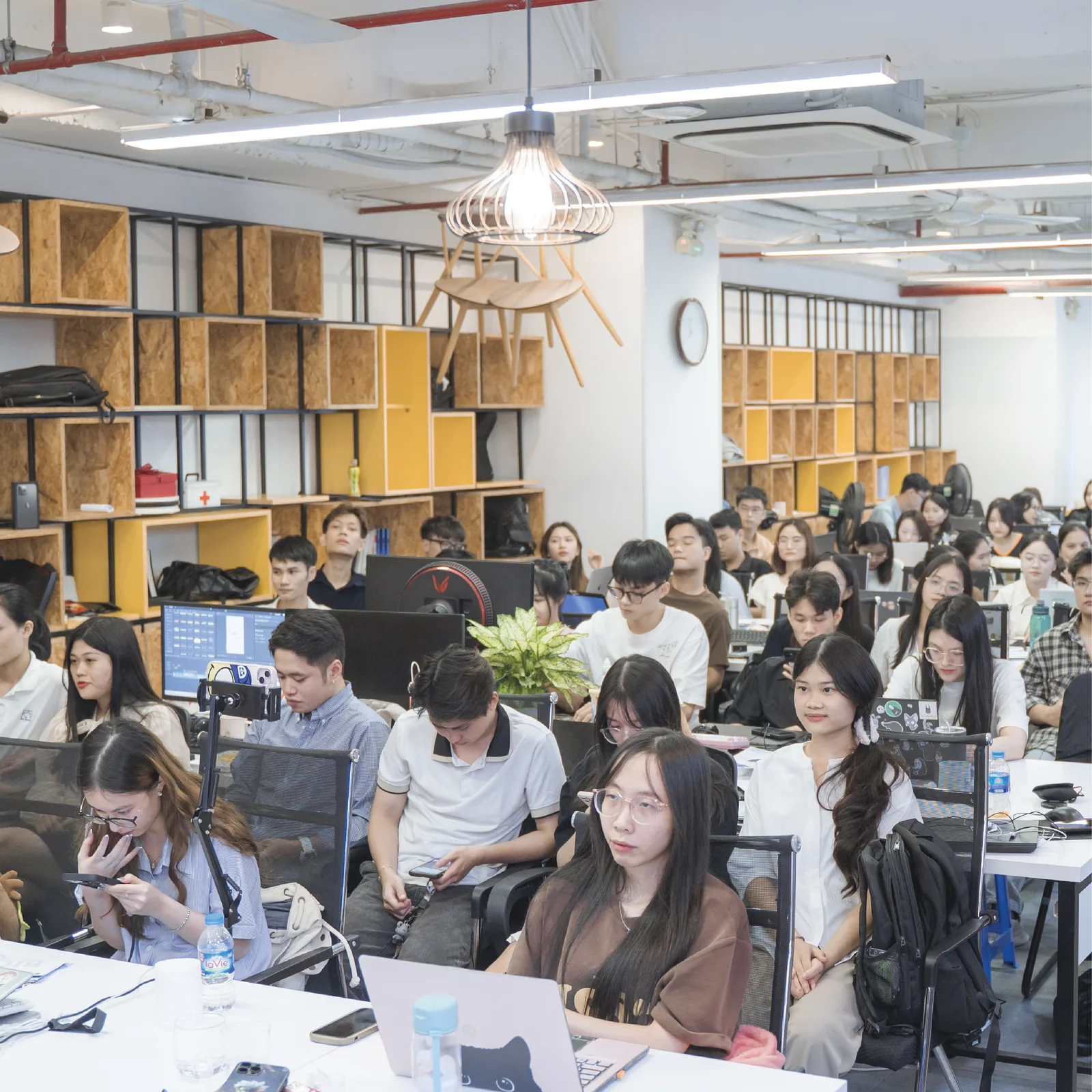 Không gian văn phòng BICA Holdings tại Hà Nội